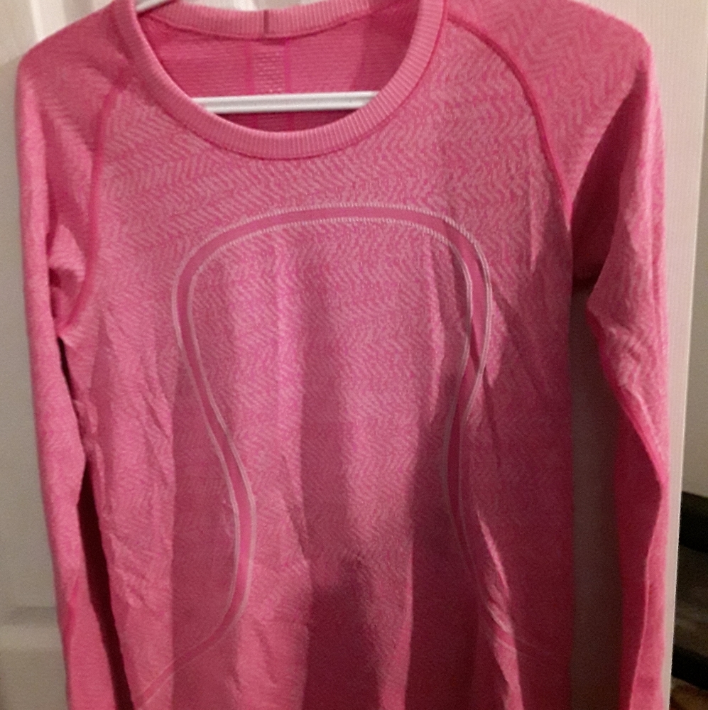 LuLu Lemon long sleeve